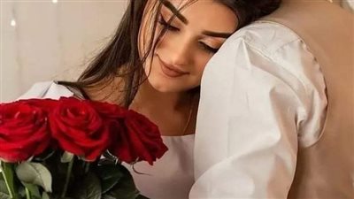 فتوى اليوم.. على من تجب رعاية الوالدة المسنة الذكور أم الإناث؟