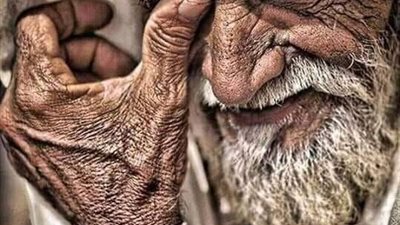 ريم مصطفى تتخطى الحدود الحمراء بإطلالة جر#يئة على البحر.. شاهد