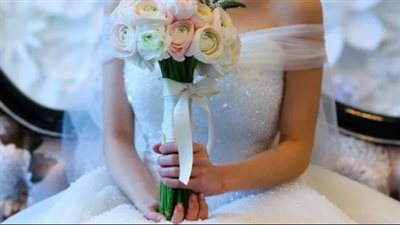 دعوة زفاف بـ«ألفاظ خارجة» تشعل مواقع التواصل.. لن تتوقع ماذا كتب العروسين فيها