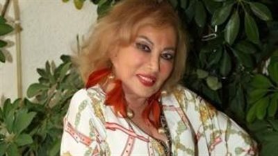 هذه السيدة كانت فنانة شهيرة عشقها العندليب ورشدي أباظة.. لو ركزت هتعرفها