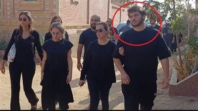 لن تصدق من هو الشخص الذي ظهر مع ريهام عبد الغفور في المقاپر؟