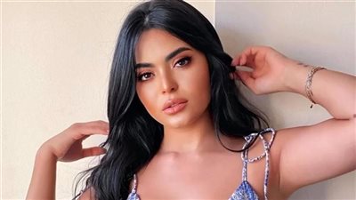 ظهور جرئ لـ أسماء جلال في مهرجان البحر الأحمر