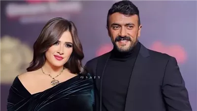 ياسمين عبد العزيز ټخطف الأنظار برفقة العوضي في أحدث ظهور