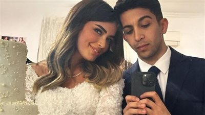 مفاجأة بشأن فارق العمر بين ليلى أحمد زاهر وهشام جمال