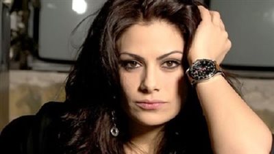 ظهور مفاجئ لصبا مبارك يثير ضجة.. شكلها اختلف تماما
