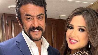 مفاجأة.. فنانة كبيرة تسببت في طلاق ياسمين عبد العزيز والعوضي