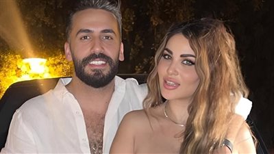 أول ظهور علني لخطيب ندى الكامل.. ما فعله صد .م الجميع