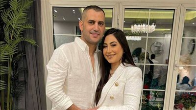 بعد أغنيتها زيه تاني ورسالة الغزل.. طليق بوسي يكشف حقيقة عودتهما