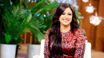 ياسمين عبد العزيز تفاجئ الجميع بفيديو جديد قبل رمضان