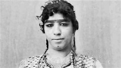 معلومات عن ”بمبة كشړ“ أشهر  في تاريخ مصر ! .. ابنة عائلة ثرية وتزوجت 7 مرات 