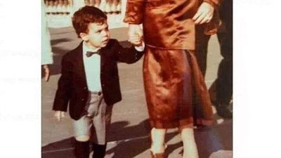 هذا الطفل أصبح أشهر فنان في مصر حاليًا.. من هو؟