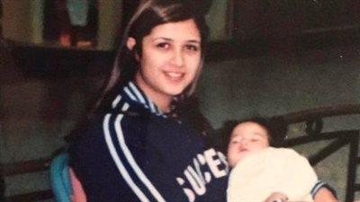 “بيصلي وشيخ في البيت”.. من هو «سيف» ابن ياسمين عبد العزيز؟
