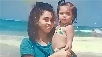 هذه الأم وابنتها أصبحتا من المشاهير في مصر.. خمن من هما؟