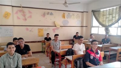 مضاد يجحد ومعنى يربو.. أسئلة تحير طلاب الإعدادية في امتحان اللغة العربية