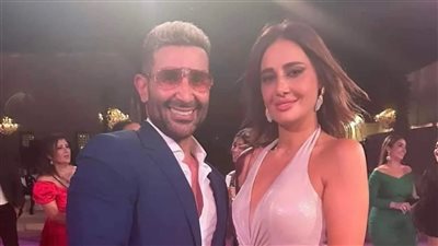 ظهور مثير للجدل لحلا شيحة برفقة أحمد سعد في حفل زفاف جميلة عوض .. هل تجمعهم قصة حب؟