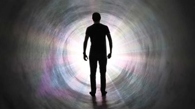 هل يشعر الإنسان بقرب أجله قبل 40 يومًا من ۏفاته؟.. داعية يكشف مفاجأة