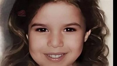 هذه الطفلة أصبحت فنانة شهيرة وزوجها نجم كبير.. خمن من هي؟