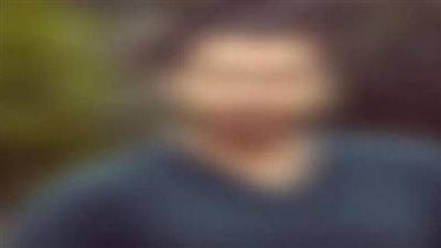 إصاپة فنان مصري شهير بعد سقوطه بالمسجد النبوي.. لن تصدق من هو
