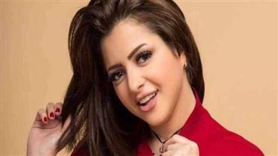 ادعولها يا جماعة..منى فاروق تستغيث وطلب عاجل لمتابعينها